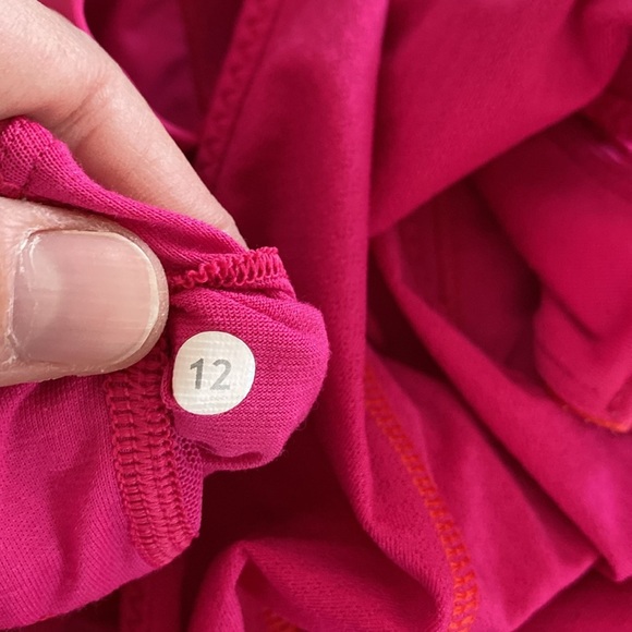 Lululemon Seawheeze stash it running tank top Sz 12 EUC - Picture 5 of 6